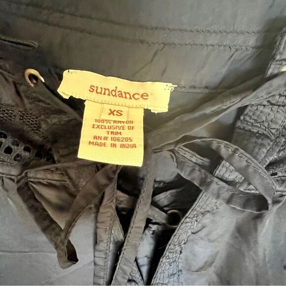 Sundance XS Black Pintuck Short Sleeve Minimal Basic Blouse Top Boho Luxury - Picture 2 of 11